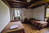 Habitaciones del albergue turístico de Logrosa